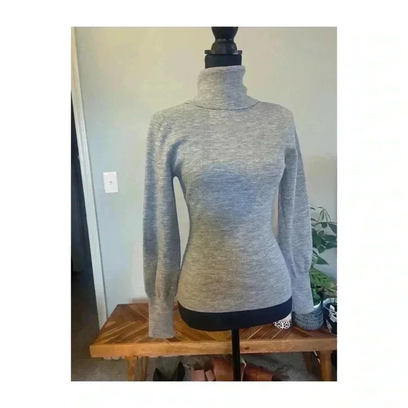 Wilfred Heather Grey Turtle Neck - Picture 5 of 6